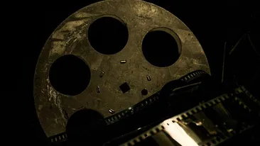 Tragedie în lumea filmului. O vedetă a fost ucisă la 33 de ani, în plină stradă