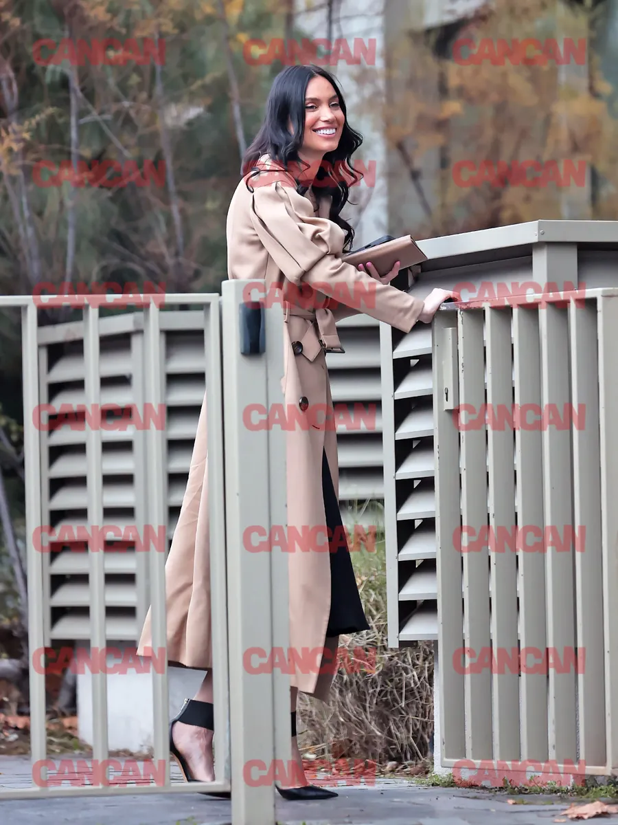 Alina Pușcău e toată un zâmbet când îl întâmpină pe chef Richard Abou Zaki