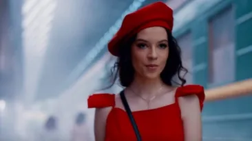 Oare tatăl ei ce zice?! Cleopatra Stratan, cu sânii la vedere: Pentru că sunt o femeie. Fanii sunt scandalizați