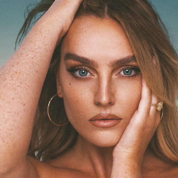 Perrie Edwards, sursa- captură social media Perrie Edwards