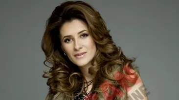 Iuliana Tudor isi creste copilul cu ajutorul soacrei