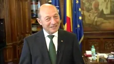 Traian Băsescu şi soţia sa au ajuns la un restaurant din Sfântu Gheorghe