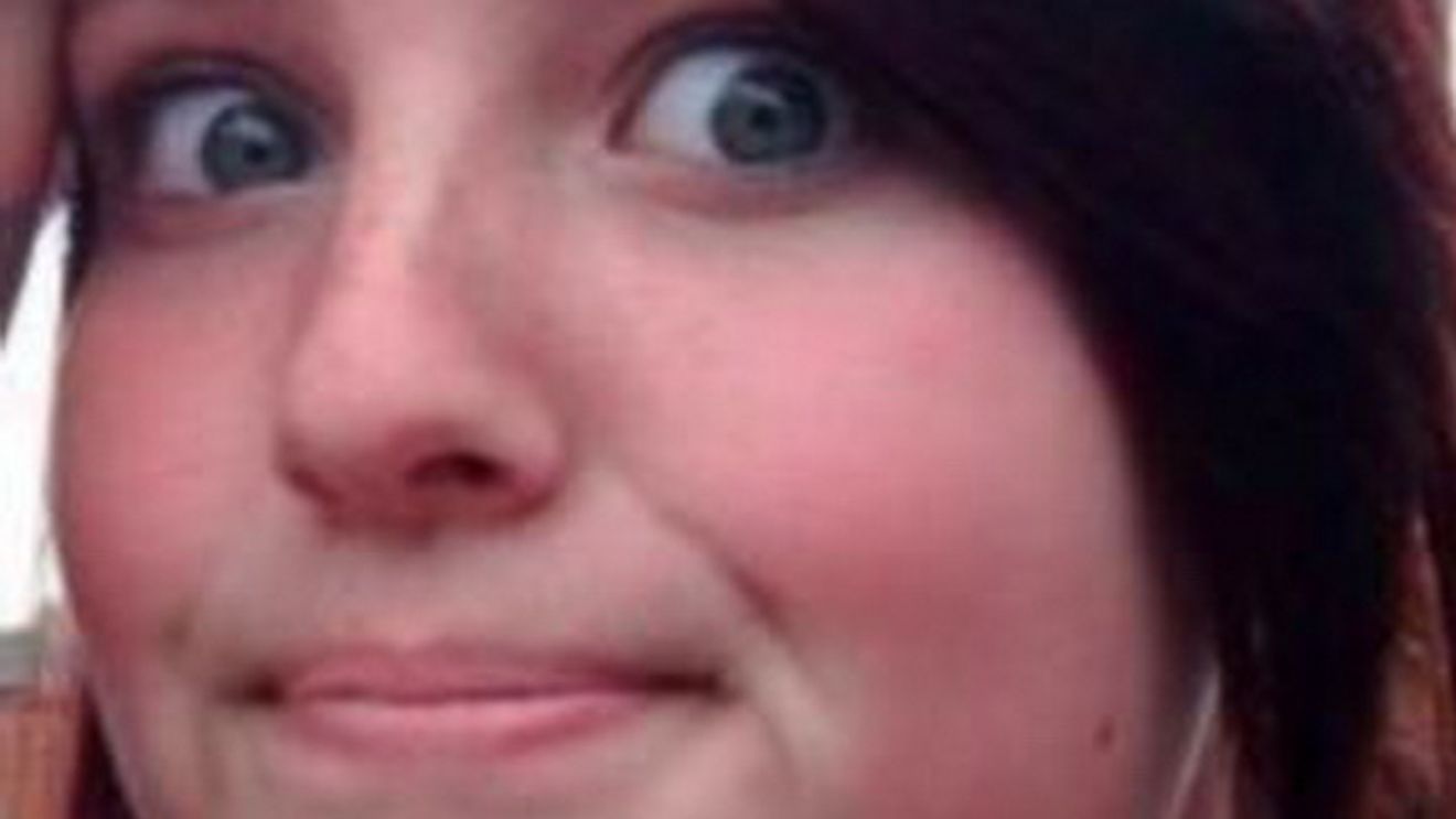 Ce a patit aceasta adolescenta imediat dupa ce a folosit un tampon pentru prima data! Familia tinerei, in soc!