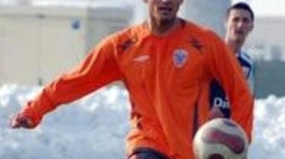Fotbalist de 23 de ani de la Juventus Bucuresti a murit pe terenul de fotbal