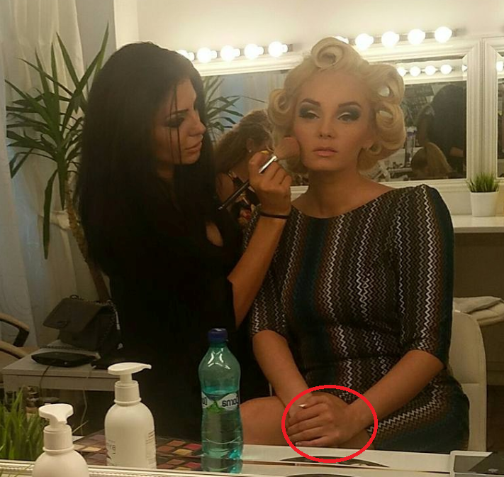 Maria Constantin a renunţat la verighetă