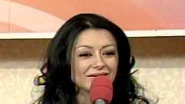 Raluca de la Bambi a vorbit pentru prima oara despre despartirea de logodnicul ei chiar inainte de nunta! Vezi de ce s-a rupt lantul de iubire!