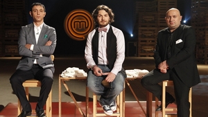 VIDEO Scandal la MasterChef! Un concurent sustine ca a fost batut de Florin Dumitrescu! Vezi primele imagini cu incidentul