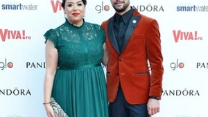 Marius Elisei s-a filmat gol pușcă în cadă. Ce declarație de dragoste i-a făcut Oana Roman soțului ei