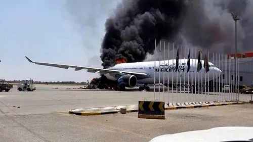 Teroare și haos la Tripoli: Aeroportul, atacat cu rachete când au ajuns delegaţiile ONU şi ale Franţei