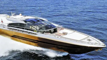 Un bogatas din Malaezia si-a cumparat o bijuterie plutitoare de 3,4 miliarde de euro! Iaht cu aur, meteoriti... si oase de dinozaur