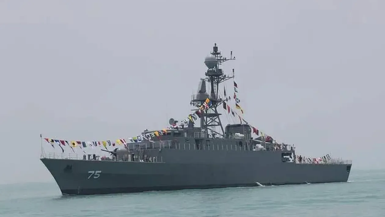 Atac în apropiere de Maldive: o navă iraniană a fost distrusă, zeci de victime dispărute