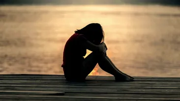 De ce ne dorim o transformare radicală după o pierdere? Psihologia din spatele „makeover”-ului în perioada de doliu