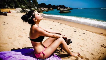 Corina Caragea, dezbrăcată! Cum au ajuns pe internet imaginile fierbinţi