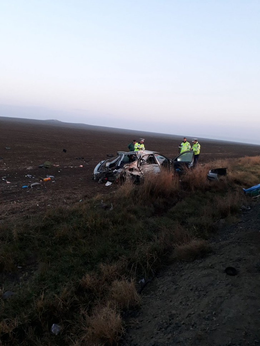 Accident grav pe o şosea din Constanţa! Un microbuz s-a ciocnit cu un autoturism! Sunt 6 victime