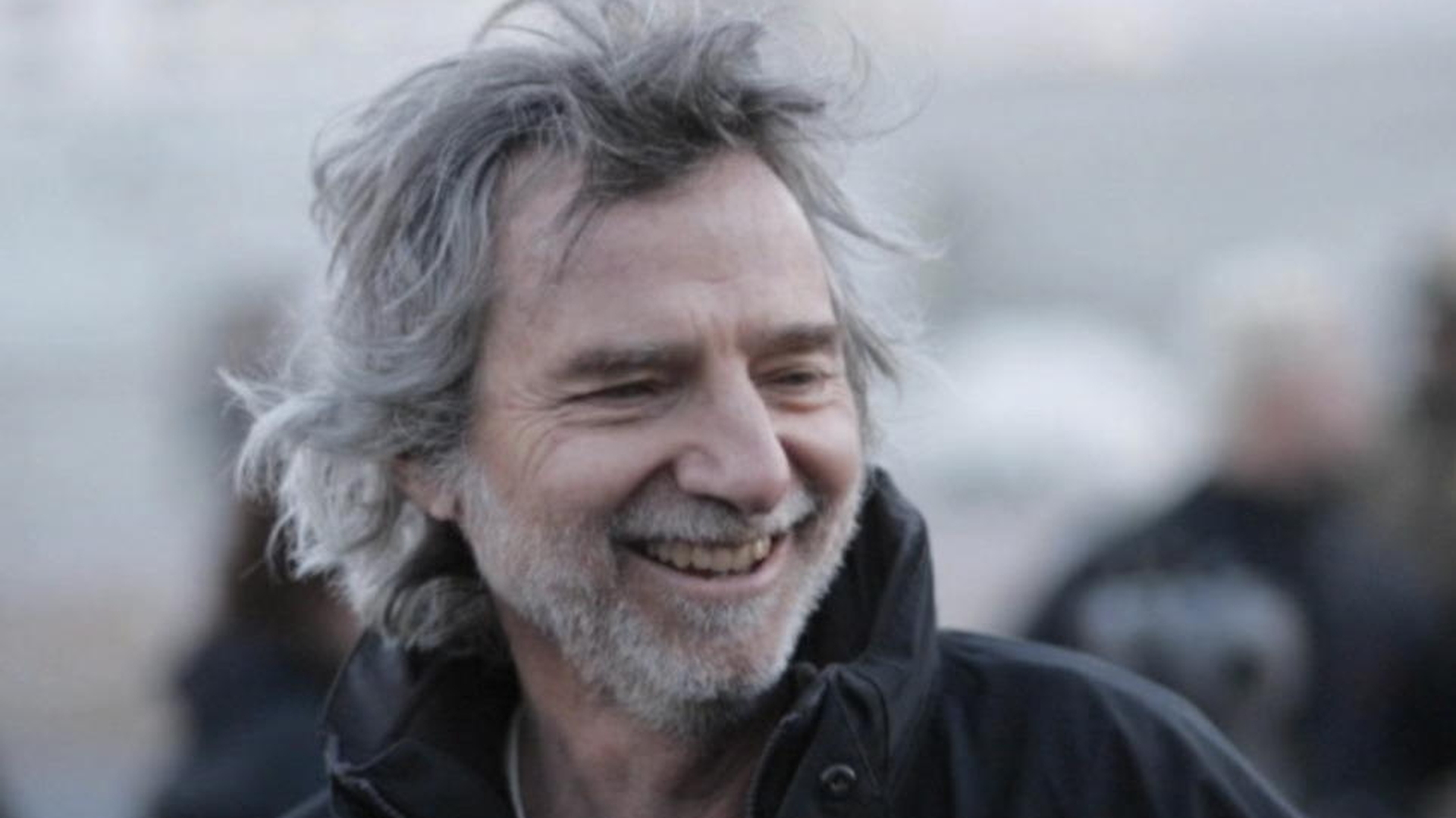 Un mare regizor de la Hollywood a murit! Paramedicii au încercat minute în şir să-l resusciteze