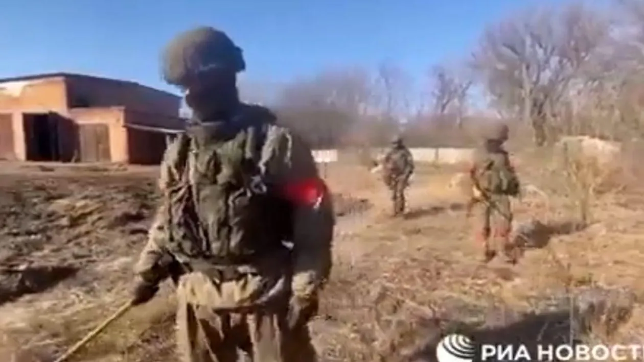 Ruşii s-au mai făcut o dată de râs: s-au prefăcut că dezamorsează minele, dar toată lumea a văzut gafa lor