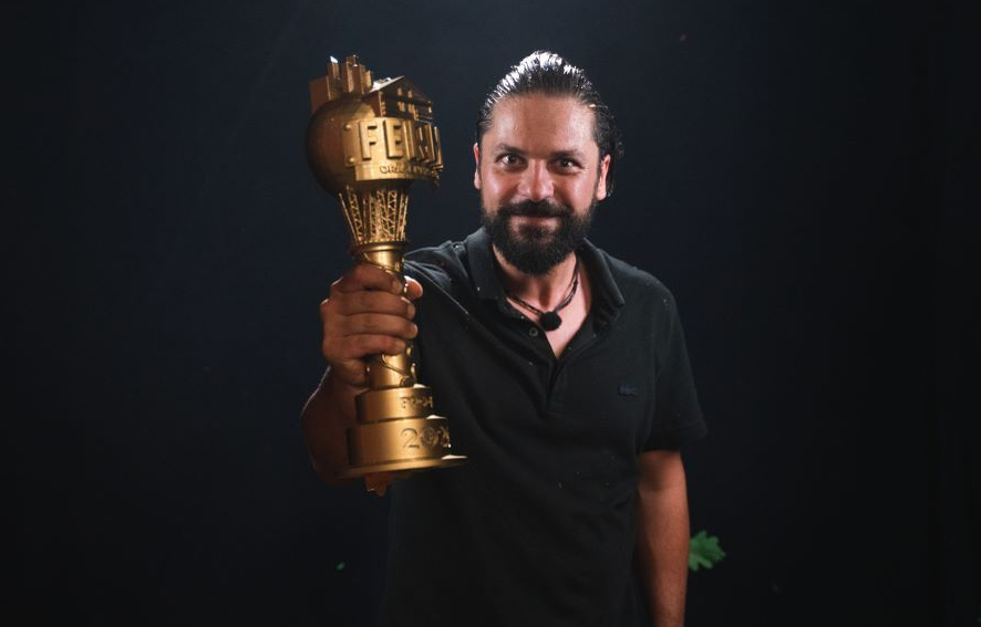 Augustin Viziru a câștigat finala Ferma. Orășeni vs Săteni. Mesajul emoționant pentru fetița lui