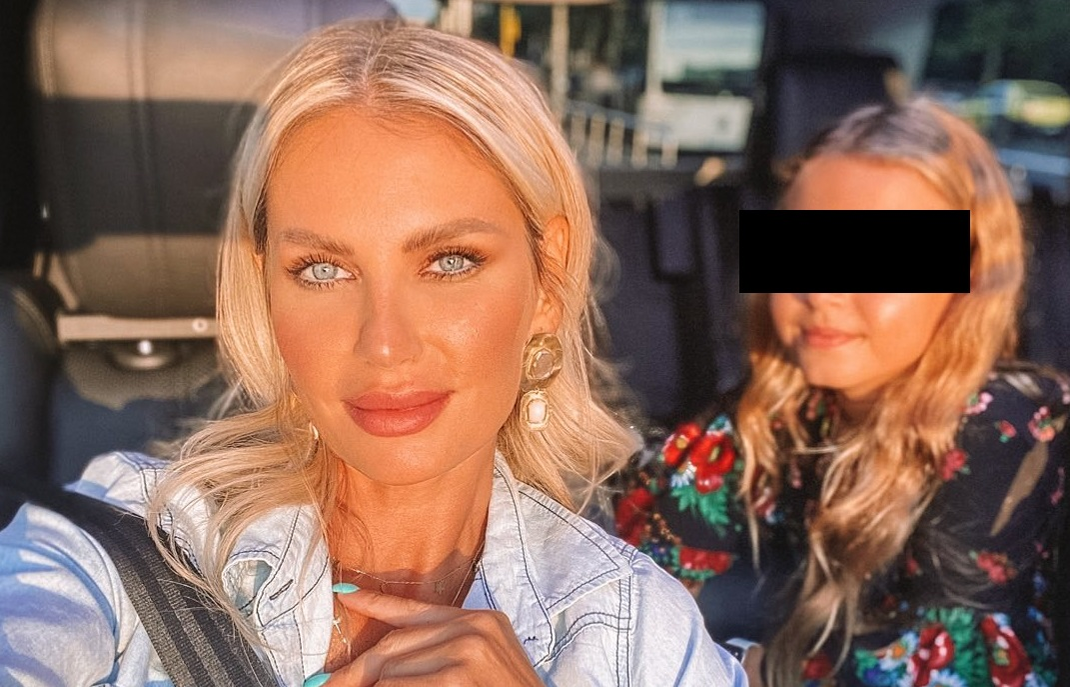 Andreea Bănică a decis să nu își trimită fiica la școală, optând pentru varianta online