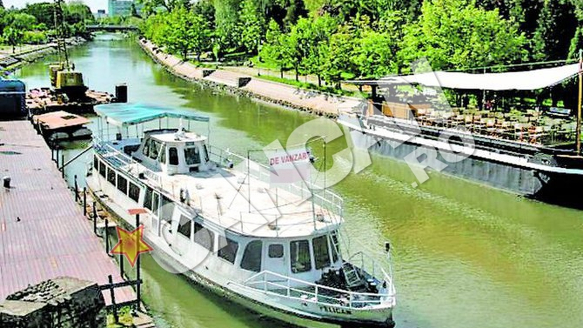 Singurul vapor de promenada de pe Bega este scos la licitatie! Vasul "Pelican", de vanzare pentru 50.000 euro