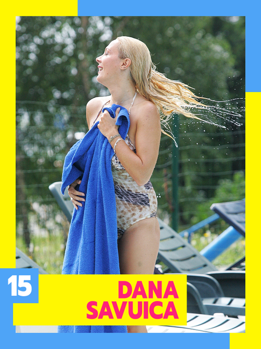 TOP 25 vedete care s-au ascuns sub prosopel. Madonna a făcut spectacol la piscină, iar apoi…