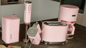 7 electrocasnice pe care trebuie să le arunci la gunoi. Care este motivul