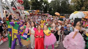 Parcul Miramagica a sărbătorit 10 ani! Gaşca Zurli a susținut primul show în noua formulă, iar Andreea Bălan a cântat