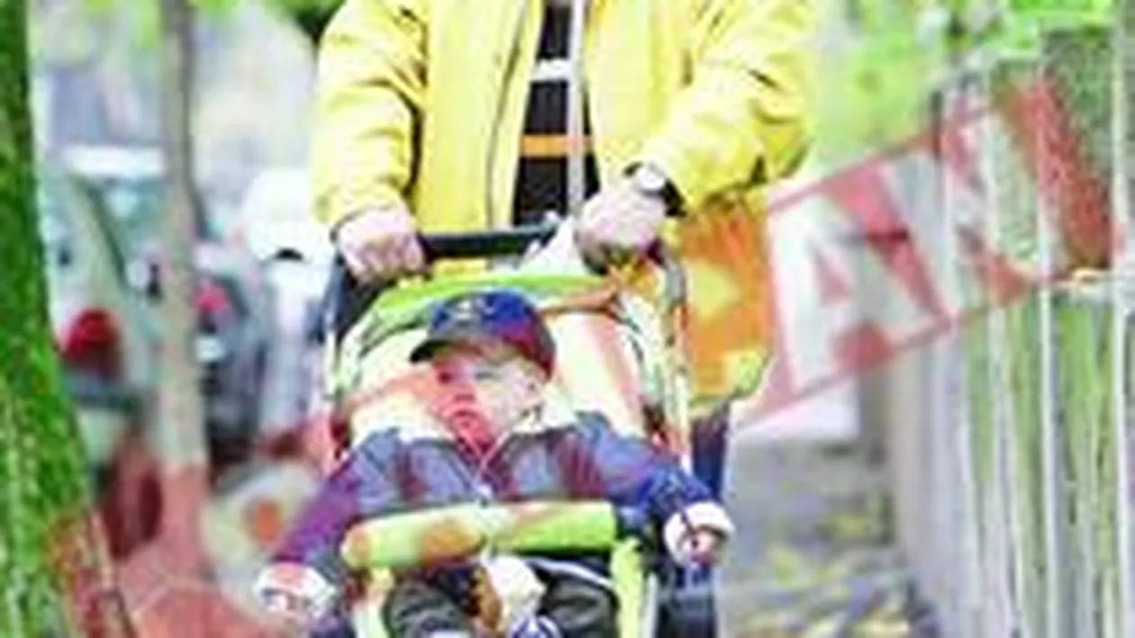 Sotul Romanitei are o aventura cu o colega