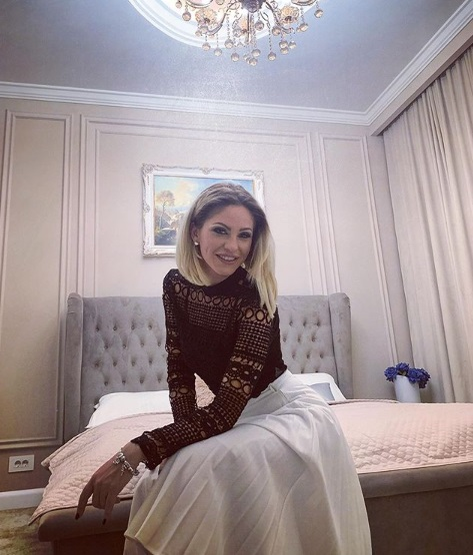 Hannelore de la Insula Iubirii, schimbare radicală de look. A renunțat la blond și este de nerecunoscut