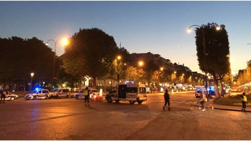 ATAC la Paris, chiar pe Champs-Elysees! Bilanţul victimelor