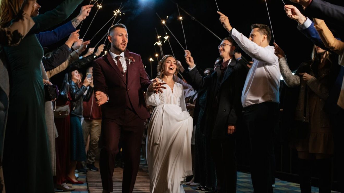 Cât costă o nuntă în 2026. Suma uriașă pe care trebuie să o scoată mirii din buzunar