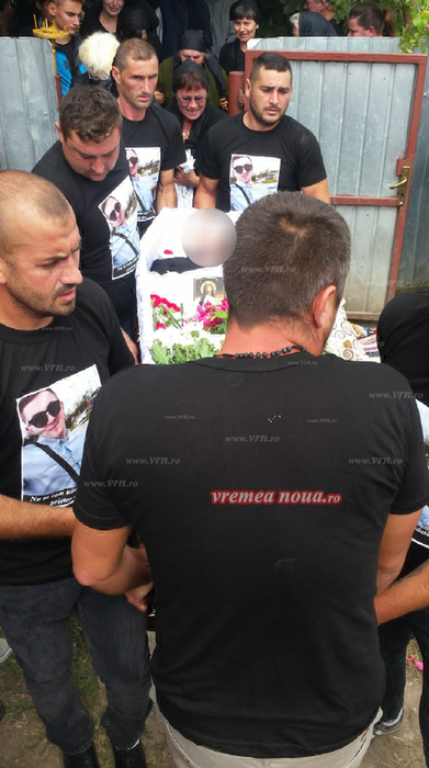FOTO. Marian Vlase a fost înmormântat! Cuvintele cutremurătoare rostite de tatăl său: „În viața mea nu o să mai…”