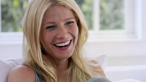 Lui Gwyneth Paltrow ii plac toate pozitiile, lui Bradley Cooper – pe la spate! Aflati aici care sunt pozitiile sexuale preferate de vedete!