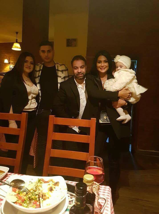 Florin Salam, împreună cu familia