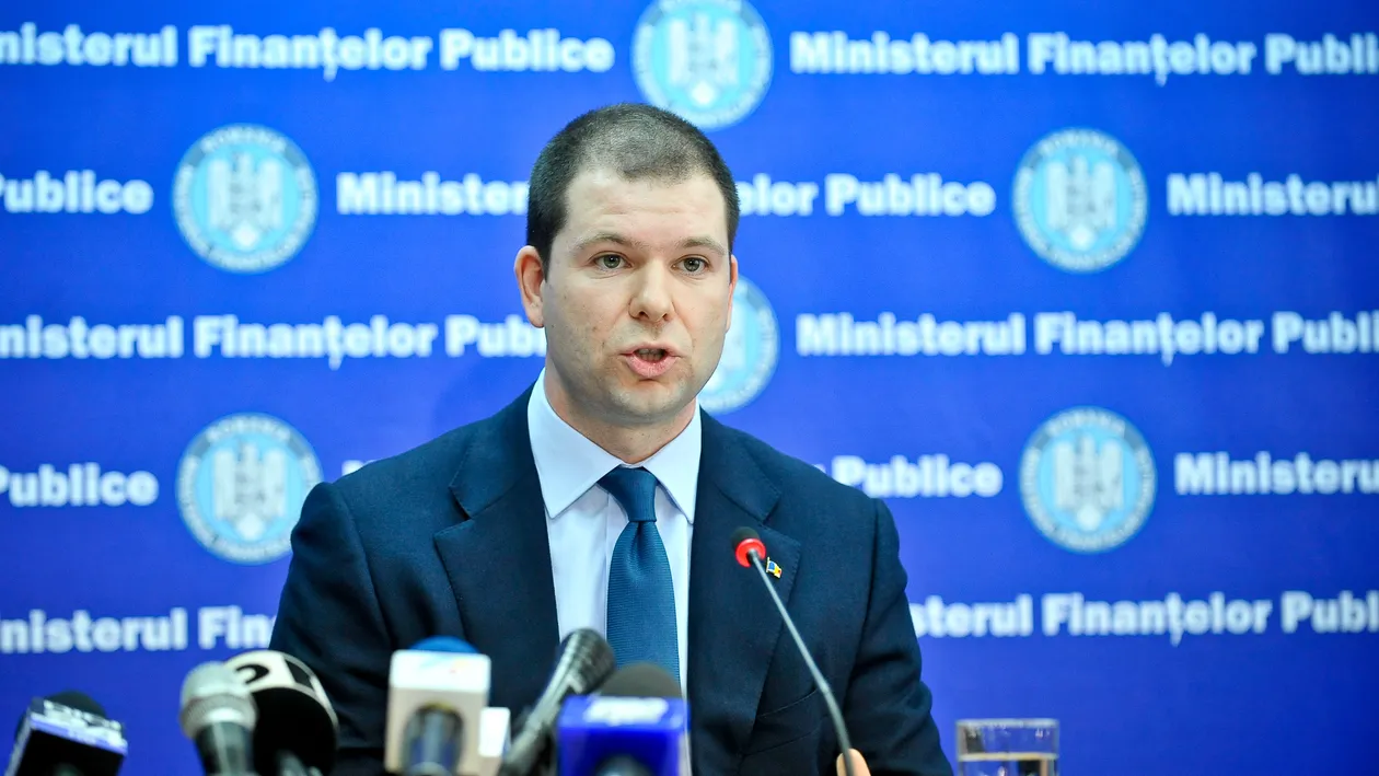 Blocaj pe Soseaua Nordului! Motivul? O macara a urcat un jacuzzi imens intr-un apartament de lux! Vezi al cui ministru este?