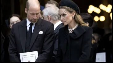 Apariția îngrijorătoare a lui Kate Middleon. Fanii s-au speriat să o vadă așa la înmormântarea Ducesei de Kent