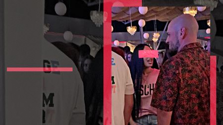 BRomania s-a făcut golan? Deși are iubită, vloggerul vrea să recupereze anii în care n-a ”lovit” nimic