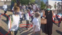 Imagini incredibile. O educatoare a plimbat copiii cu sfoara, pentru ca aceștia să păstreze distanța socială