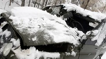 Un ofiter DNA si sotia sa au murit intr-un accident rutier