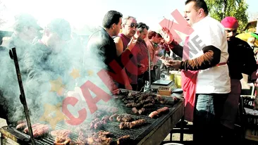 Unii cu distractia... ...altii cu munca