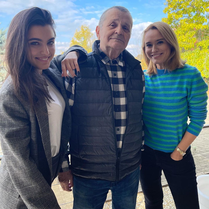 Andreea Esca, dezvăluiri despre sărbătorile din copilăria sa. Ce eforturi făceau părinţii ei de Crăciun