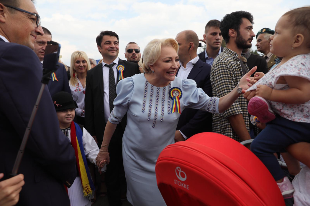 Premierul Viorica Dăncilă participă la sărbătorile naționale de la Țebea