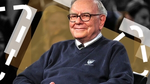 Rețeta longevității lui Warren Buffett sfidează orice regulă: miliardarul de 94 de ani este dependent de cea mai nesănătoasă băutură și mănâncă zilnic fast-food