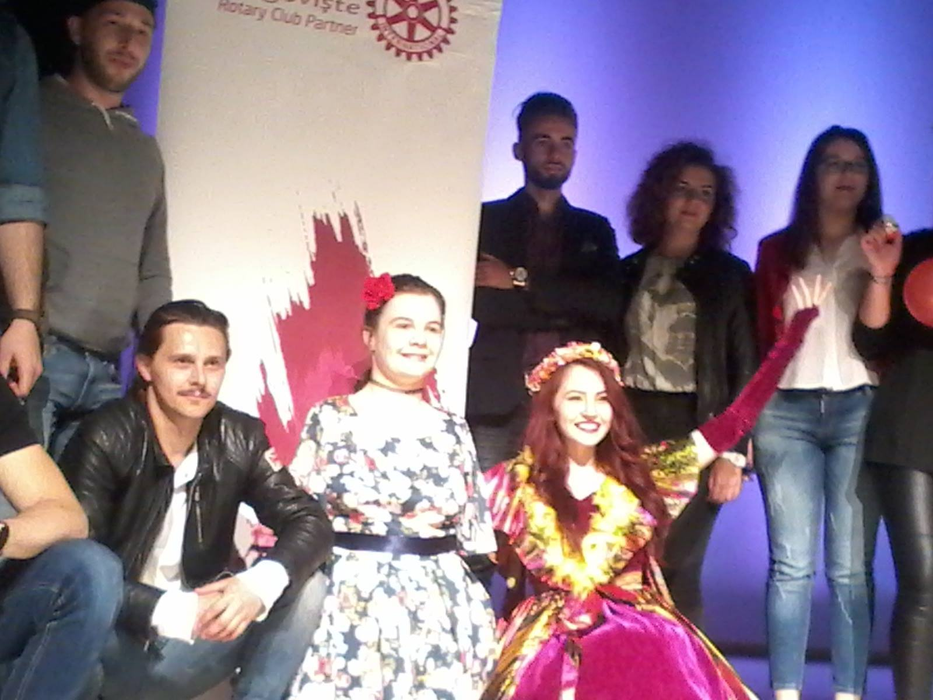 LORELAI MOŞNEGUŢU, "îngeraşul fără mâini" de la Românii au Talent, s-a pregătit pentru Paşte!