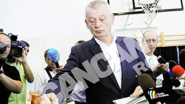 Sorin Oprescu a castigat Primaria Capitalei, potrivit exit-poll-ului CCSB, cu 65,8% Multumesc! N-o sa va dezamagesc!