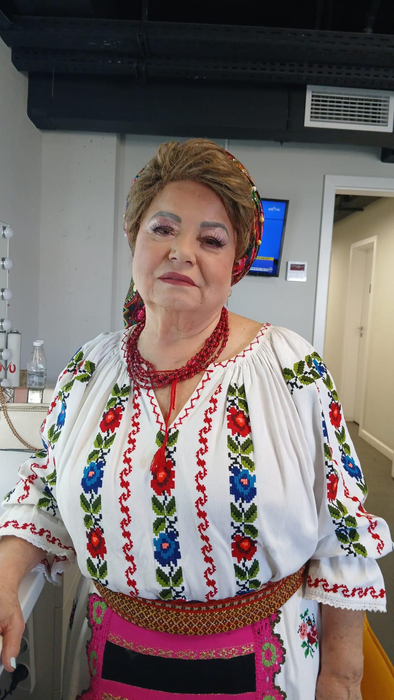 Şi-a făcut praf colegele de breaslă, iar acum… Claudia Ghiţulescu primeşte replica usturătoare: „Vrea să o scoatem noi, artistele mari, la suprafață”