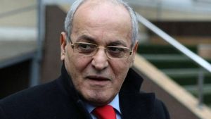 Din păcate, veștile despre starea de sănătate a lui Nelu Ploieșteanu nu sunt bune: „Așteptăm un miracol!”. Soția artistului, internată și ea