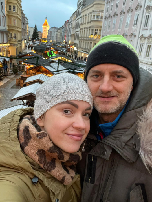 Diana și Petre Căldăraru se cunosc de ceva ani și-și duc viața în Olanda, dar au făcut nunta la Oradea / Sursă foto: CANCAN.RO