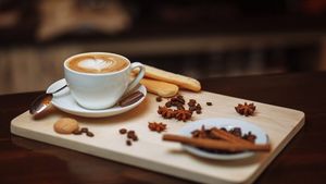 Nu e o glumă! Cât a plătit o româncă pentru o cafea, în Paris: „Cea mai scumpă din viața mea”