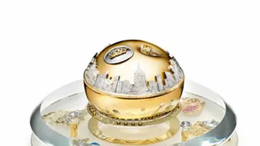 Sticla de parfum de un milion de dolari