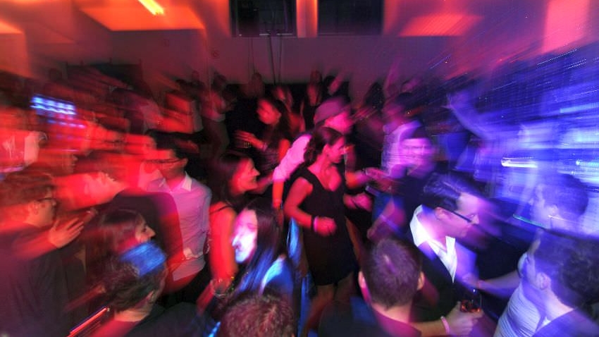 Amenzi de aproape 4 milioane de lei după controale făcute în cluburi, discoteci sau restaurante